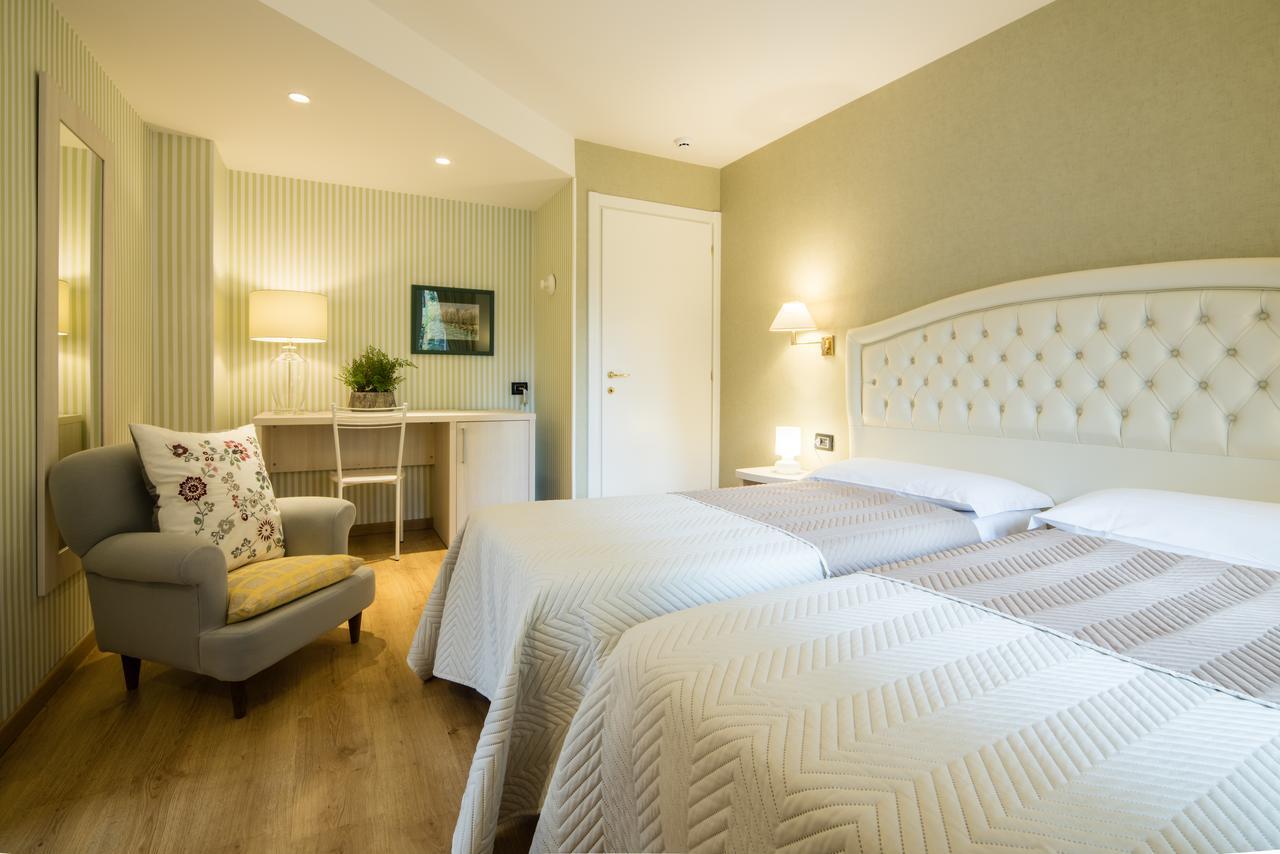 Albergo Milano Snc Lanzo dʼIntelvi Kültér fotó